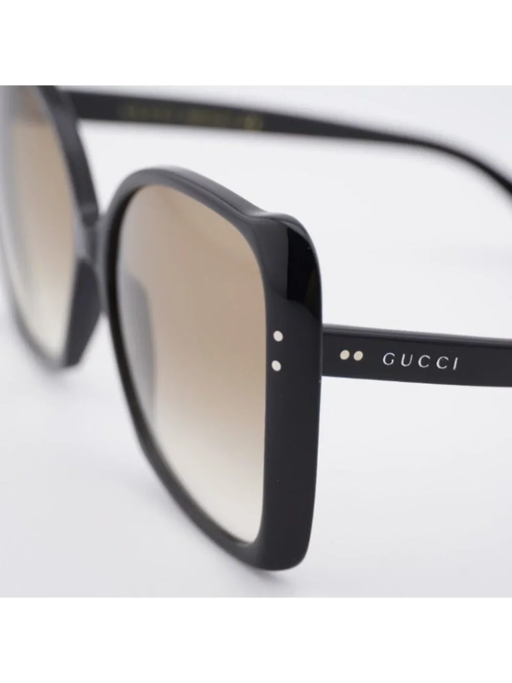 Gucci GG0471S 001 Sunglasses Black Butterfly Frame, Brown Gradient Lenses